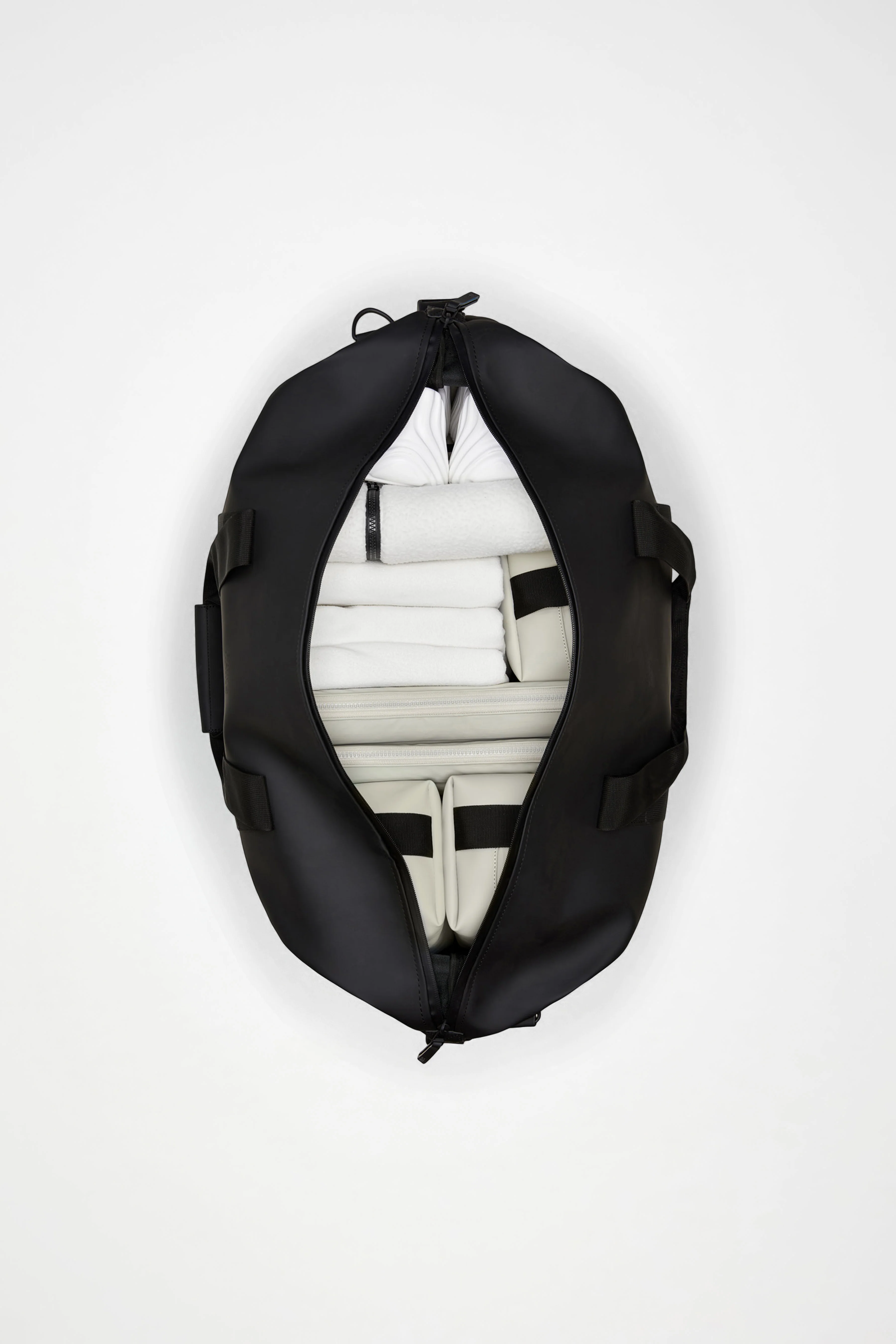 Hilo Weekend Bag - Image 17